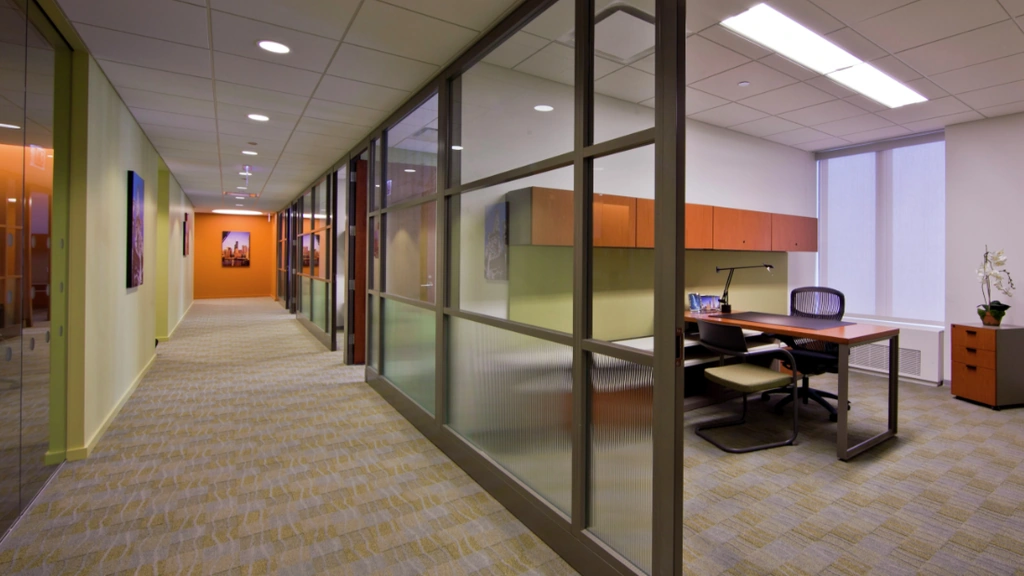 Carr Workplaces: 200 East Randolph Street Suite 5100 Chicago, IL 60601 - Thumbnail 4