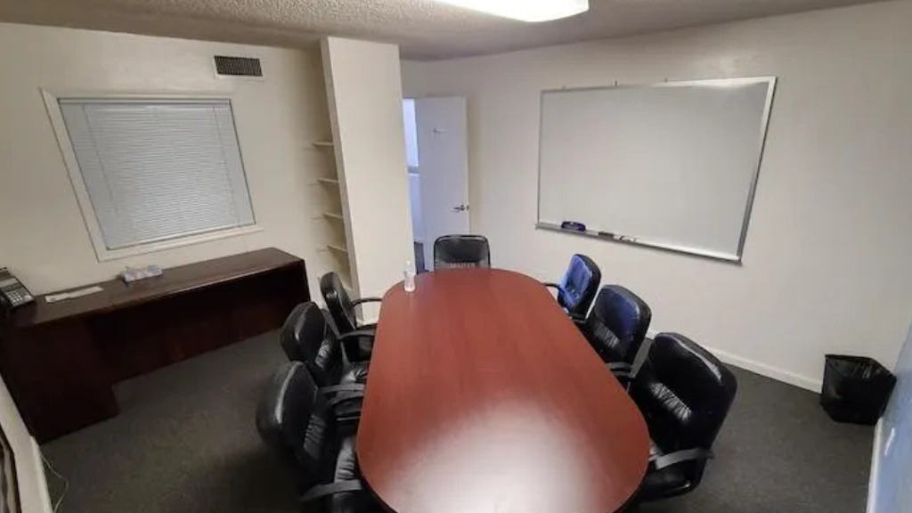 Mesa Office Plaza: 625 W Southern Ave, Mesa, AZ 85210, USA - Thumbnail 2