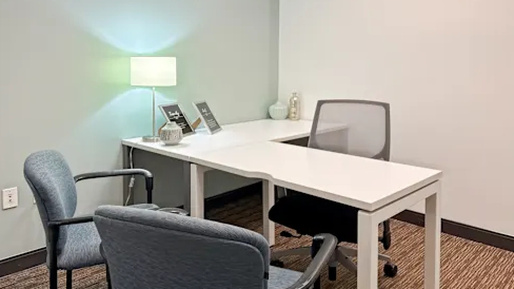 Regus: 11200 Broadway Suite 2743, Pearland, TX, 77584 - Thumbnail 2