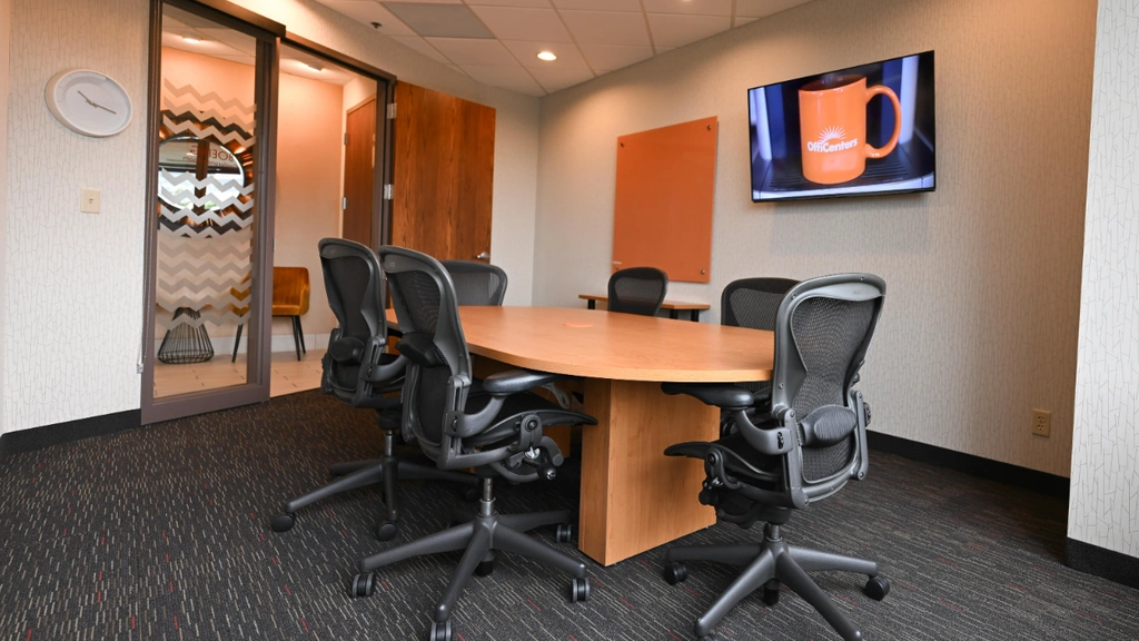 OffiCenters: 7900 International Dr #300, Bloomington, MN 55425, United States at OffiCenters: 7900 International Dr #300, Bloomington, MN 55425, United States in Bloomington, Minnesota — photo 1 of 4