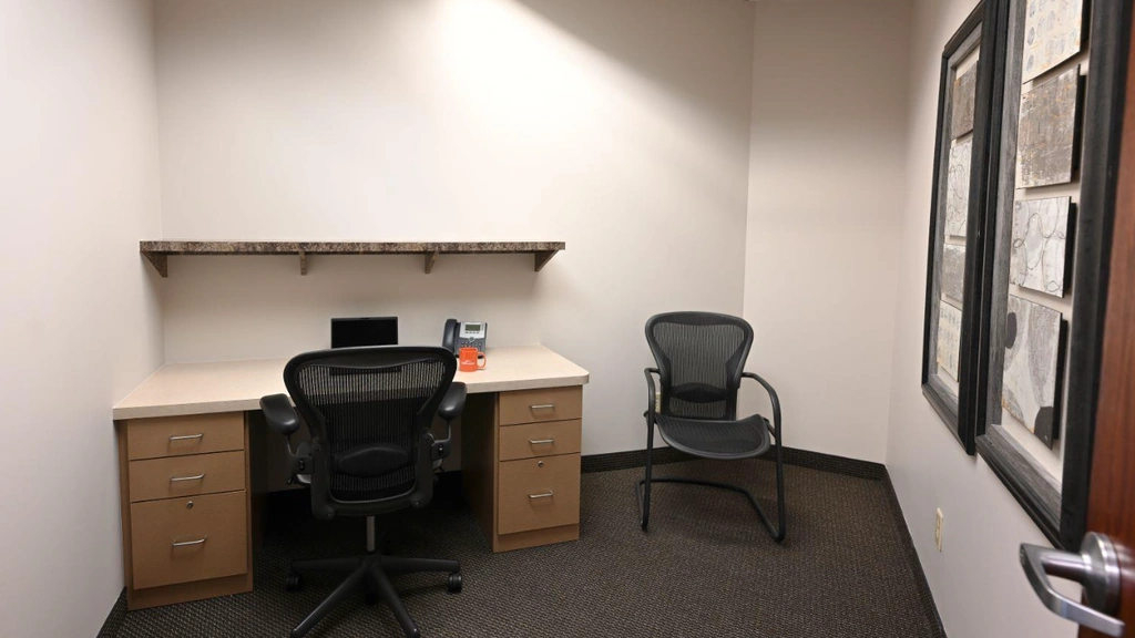 OffiCenters: 7900 International Dr #300, Bloomington, MN 55425, United States - Thumbnail 2