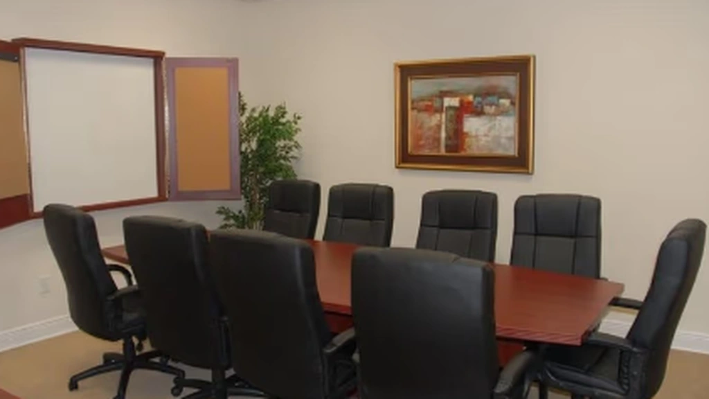 Crosstown Executive Suites: 1503 South US 301 Tampa, FL 33619 - Thumbnail 2