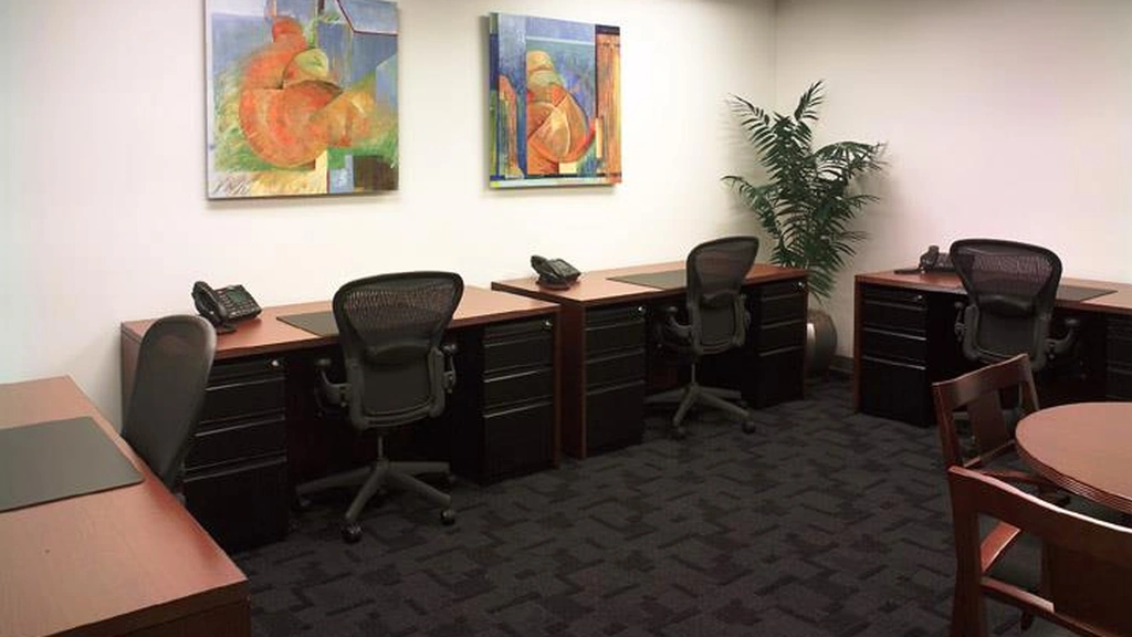 PowerSPACE & Services: 1 Penn Plaza, 240 W 34th St. 36th Floor, New York, NY 10019 - Thumbnail 2