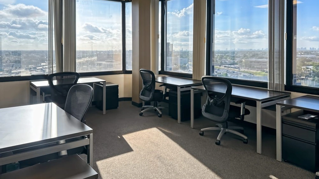 Regus - Wells Fargo Building - Jersey Village: 13201 Northwest Fwy, Suite 800, Houston, TX 77040 - Thumbnail 4