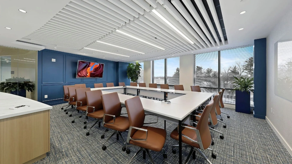 Carr Workplaces: 5425 Wisconsin Ave., Suite 600, Chevy Chase, MD 20815 - Thumbnail 2