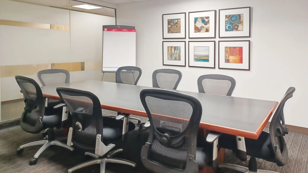 Regus: 80 Orville Drive, Suite 100, Bohemia, NY, 11716 - Thumbnail 4