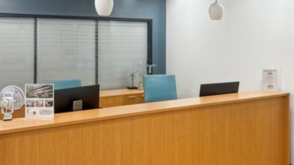 Regus - Melville Broadhollow Center: 200 Broadhollow Road, Suite 207, Melville, NY, 11747 - Thumbnail 2