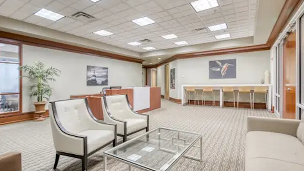 Regus: 1997 Annapolis Exchange Parkway, Annapolis Center, Suite 300, Annapolis, MD, 21401 - Thumbnail 2