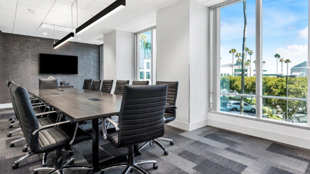 Premier Workspaces: 3780 Kilroy Airport Way, Suite 200, Long Beach, CA 90806 - Thumbnail 3