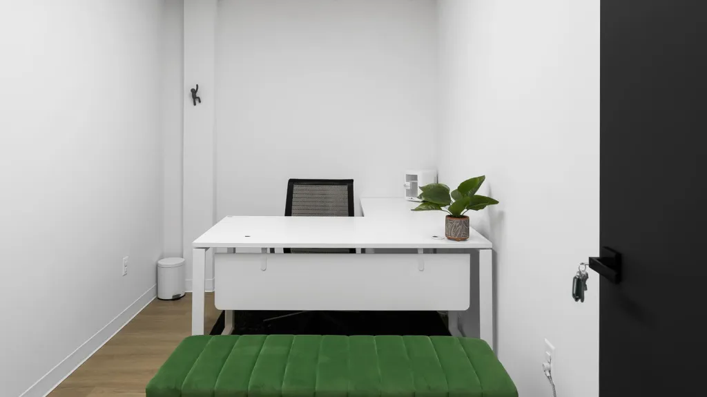 One Week Pass - Private Office - Thumbnail 3