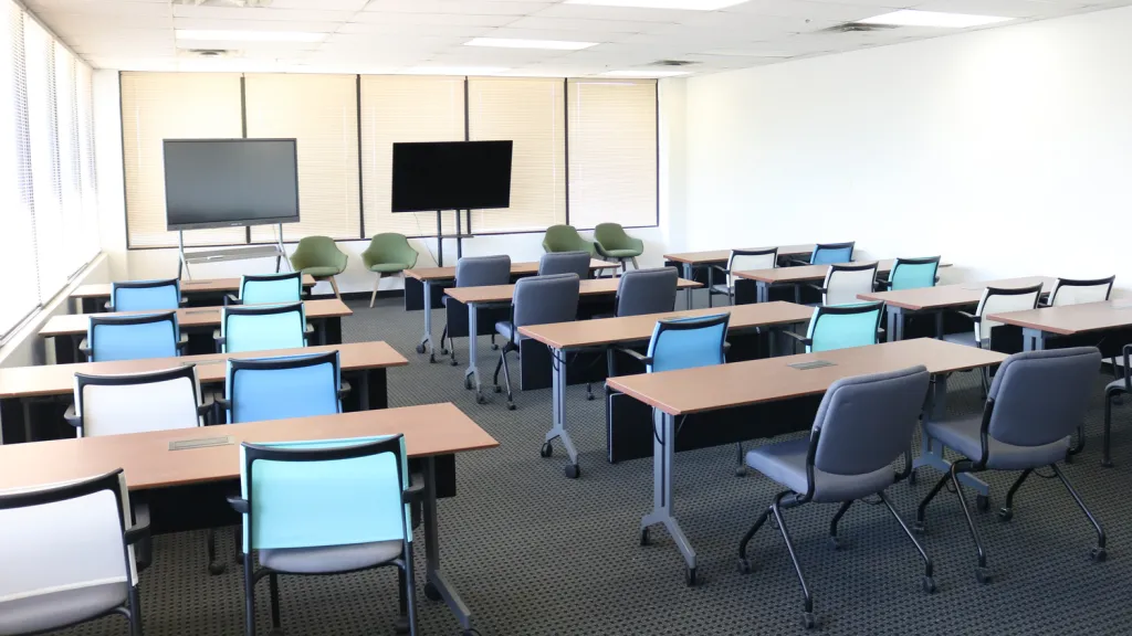 Training Room - Thumbnail 3
