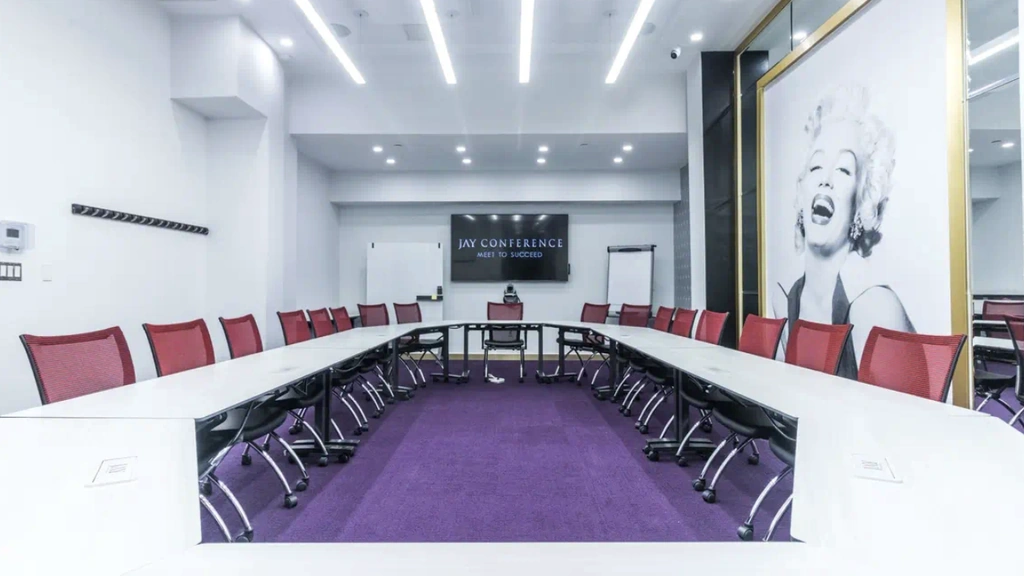 The Monroe Room: 54 Person @ Jay Suites - Fifth Avenue - Thumbnail 2