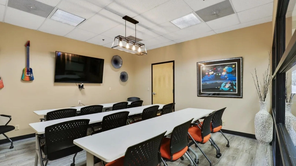 Training Center - Thumbnail 3