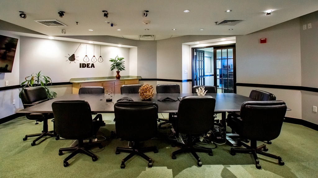 Executive Board Room - Thumbnail 2