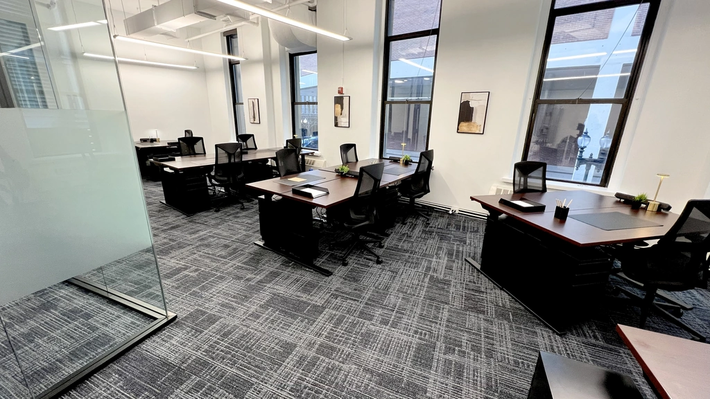20 Person Private Day Suite - Downtown Boston - Media 1
