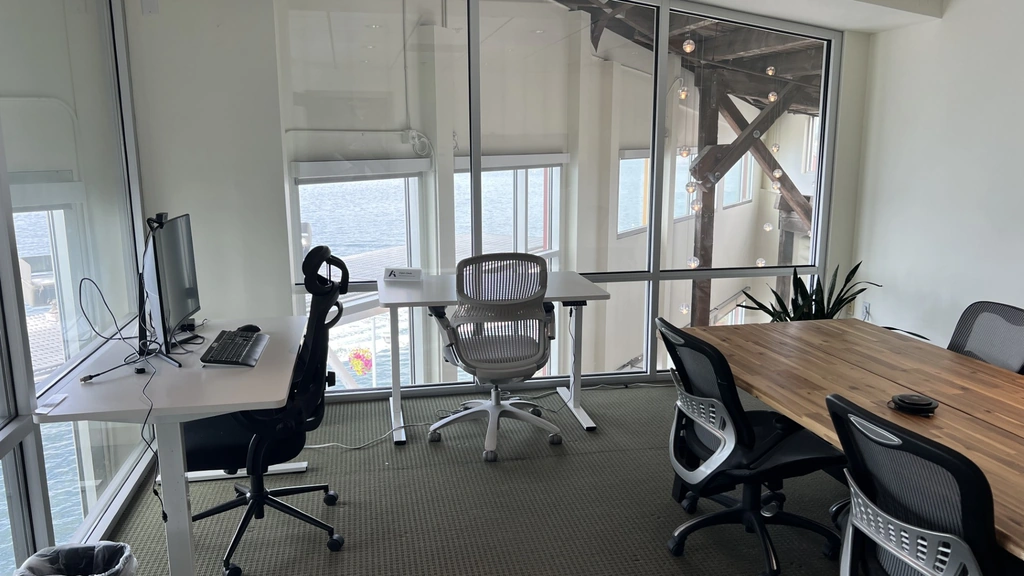 8 Hour Meeting Room Package  - Thumbnail 2