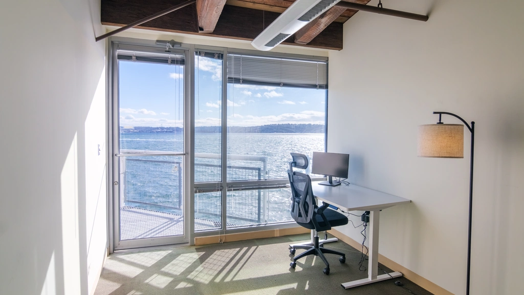 Day Office at Waterfront Workspaces in Seattle, Washington — photo 1 of 2