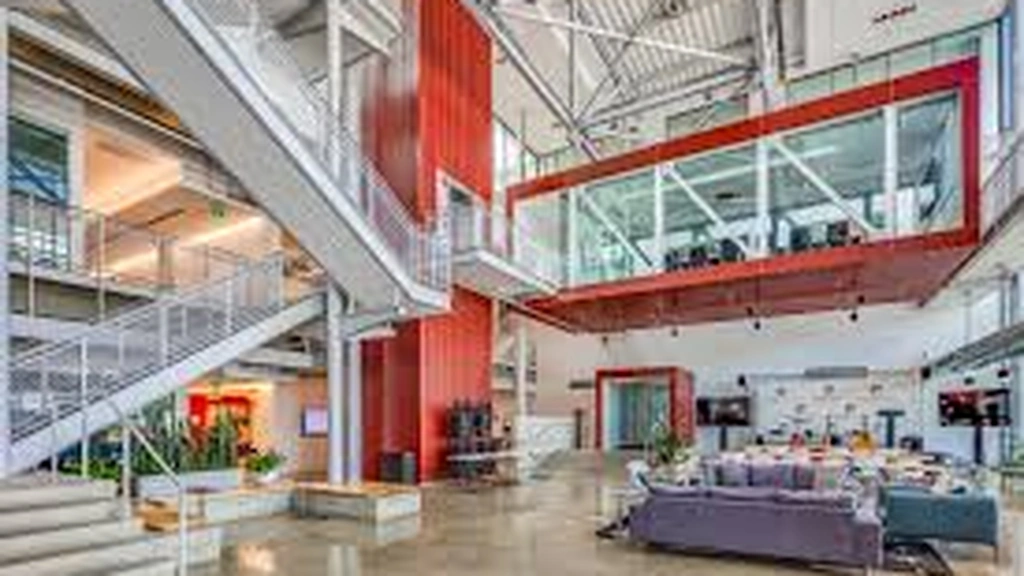 Greencourt Innovation Center - Thumbnail 4