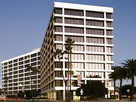 Regus - Wilshire Beverly Hills: 8383 Wilshire Boulevard Beverly Grove, Suite 800, Beverly Hills, CA, 90211, USA - Thumbnail 3