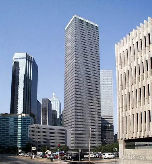 Regus - Republic Center: 325 North Street Paul Street Dallas Downtown Historic District, Suite 3100, Dallas, TX, 75201, USA - Thumbnail 4