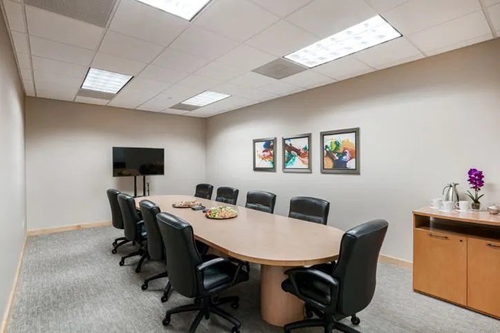 Office Edge: 701 Brickell Ave Suite 1550, Miami, FL 33131, United States - Thumbnail 3