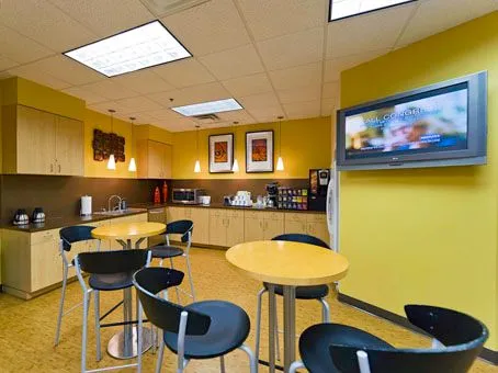 Regus: 10151 Deerwood Park Boulevard Deerwood, Building 200, Suite 250, Jacksonville, FL, 32256, USA - Thumbnail 4