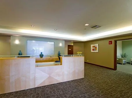 Regus: 2255 Glades Road, Boca Raton, FL 33431, USA - Thumbnail 2