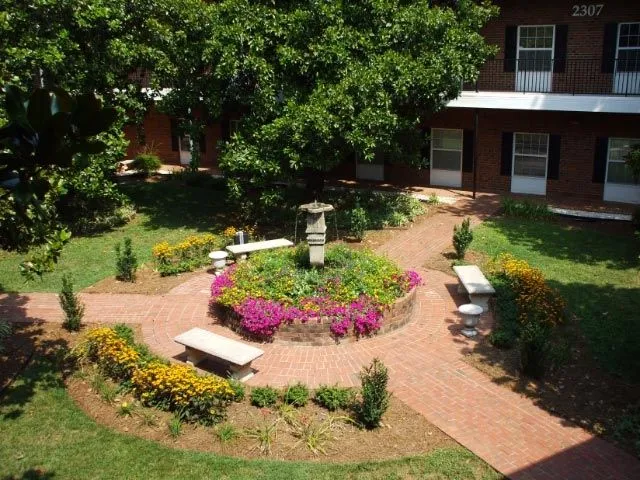 David Associates - Northwestern Plaza - W. Cone Blvd - Greensboro - NC - Thumbnail 3