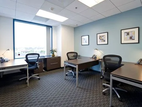 Regus: 111 West Ocean Boulevard, Suite 400, Long beach, CA, 90802, USA - Media 1