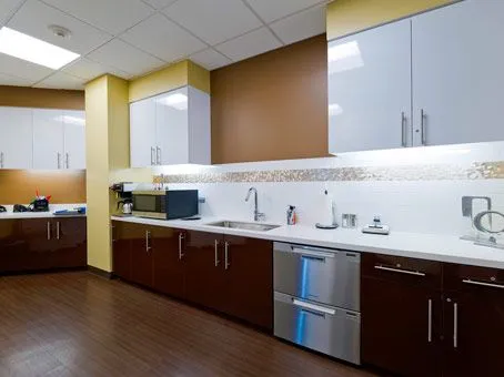Regus: Merril Lynch Building, 101 Hudson St 21st floor, Jersey City, NJ 07302, United States - Thumbnail 4