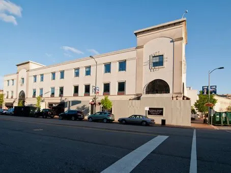 Regus: 435 Nichols Road Country Club Plaza, Suite 200, Kansas City, MO, 64112 - Media 1