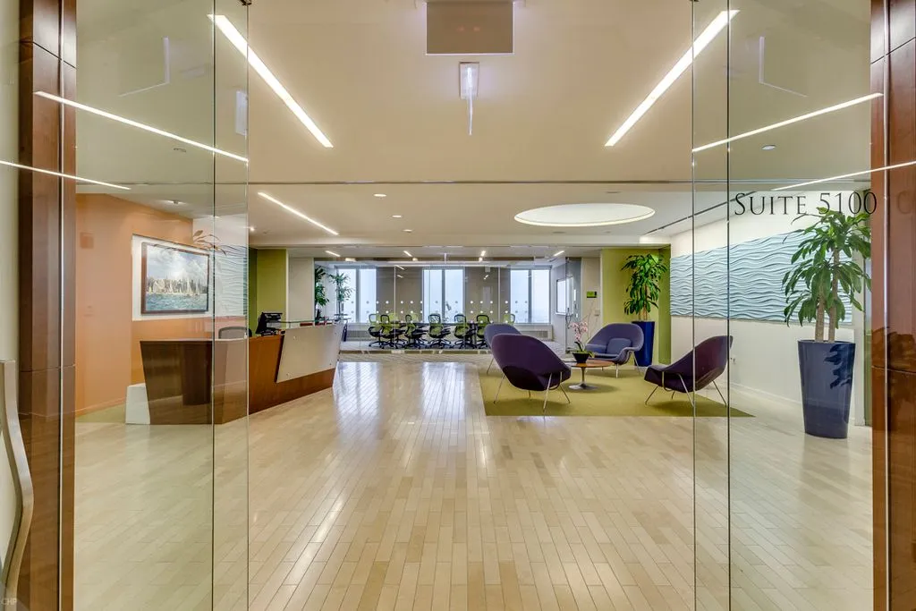 Carr Workplaces: 200 East Randolph Street Suite 5100 Chicago, IL 60601 - Thumbnail 4