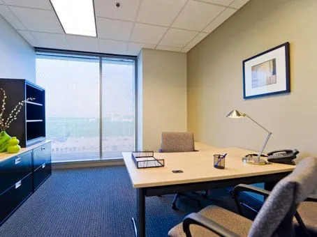 Regus: 2002 Summit Blvd, Suite 300, Atlanta, 30319 - Thumbnail 4