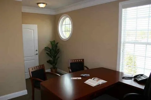 Classic Executive Suites - Thumbnail 4