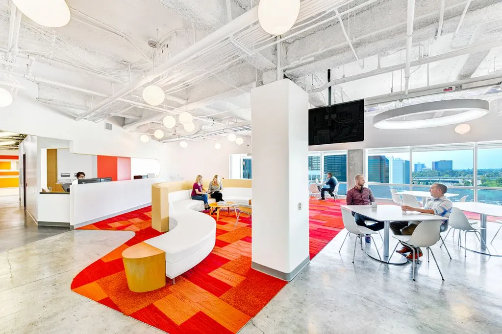 TechSpace - 1100 Glendon Avenue, Los Angeles - CA - Thumbnail 4