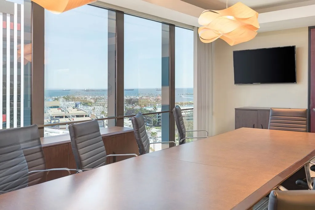 Premier Workspaces: 100 Oceangate, Suite 1200, Long Beach, CA 90802 - Thumbnail 4