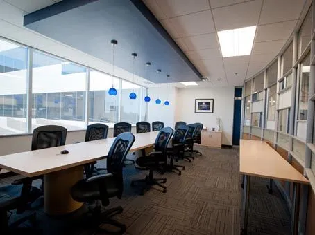 Regus - Tempe Gateway Center: 4600 E Washington Street, Phoenix, AZ 85034 - Thumbnail 2