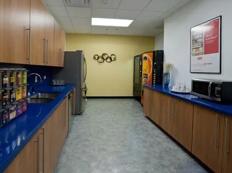 Regus - Tempe Gateway Center: 4600 E Washington Street, Phoenix, AZ 85034 - Media 1
