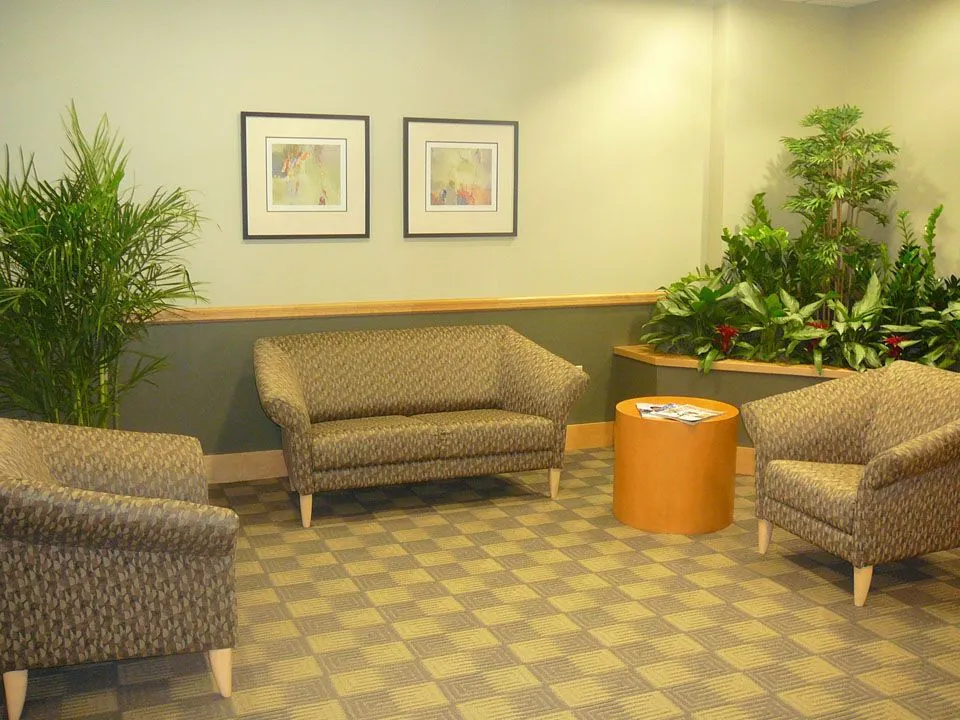 Office Edge: 2385 Northwest Executive Center Drive, Boca Raton, FL 33431 - Thumbnail 4