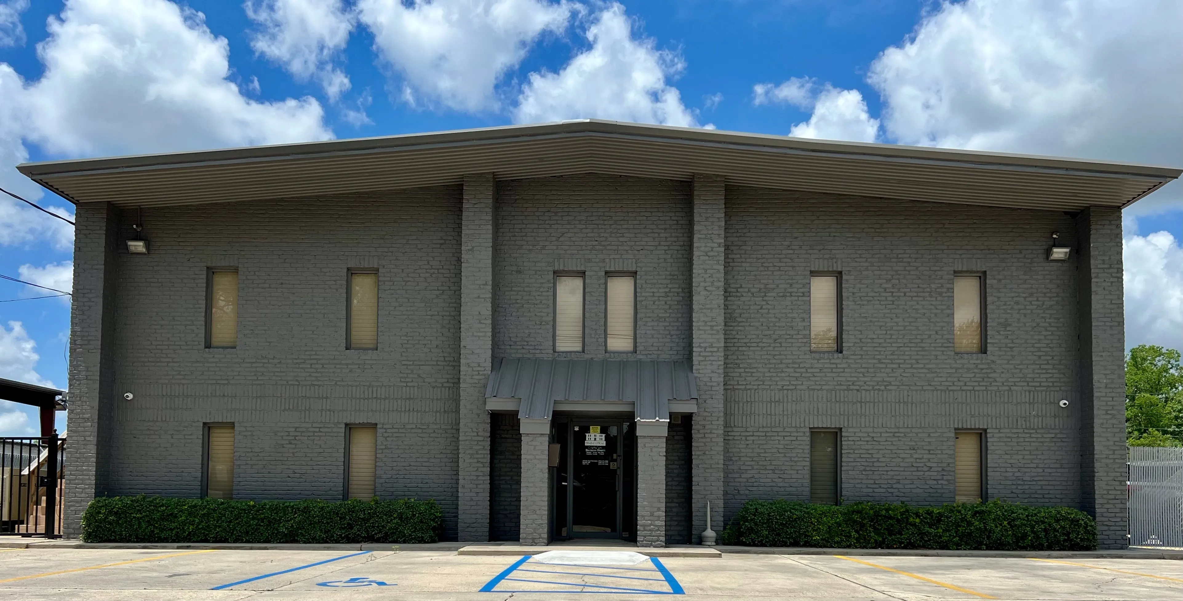Photo for 2043 Coteau Co-Working Suites