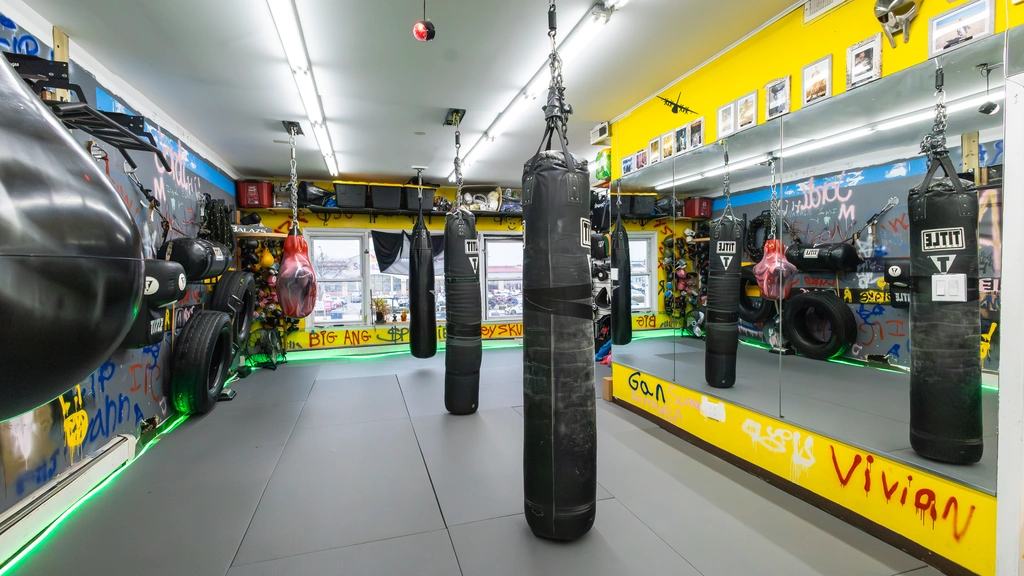 South Side Muay Thai - Thumbnail 4