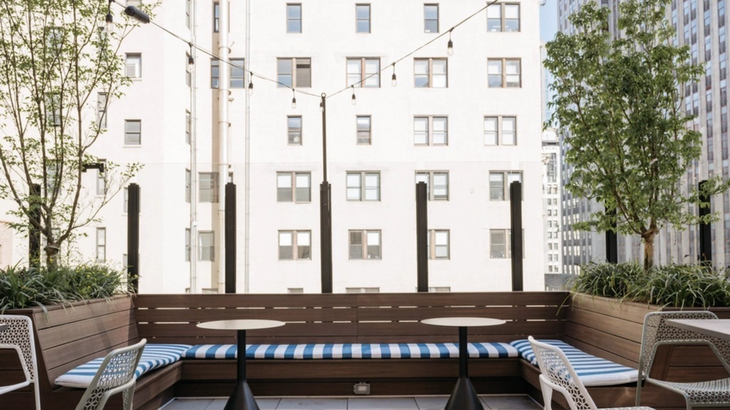 Day Office 7026 @ Jay Suites - 34th Street - Thumbnail 2
