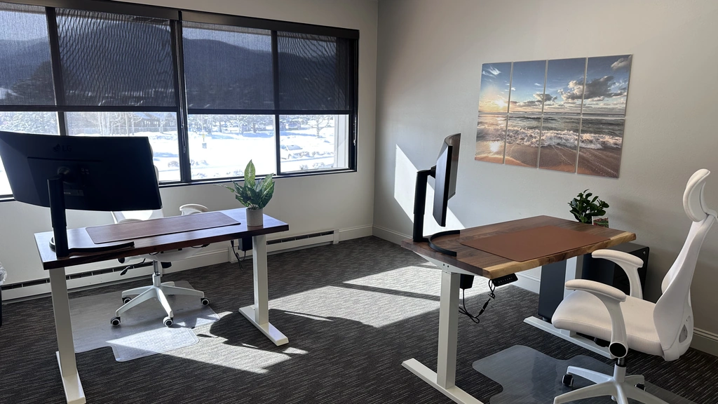 Peak Cowork - Thumbnail 4